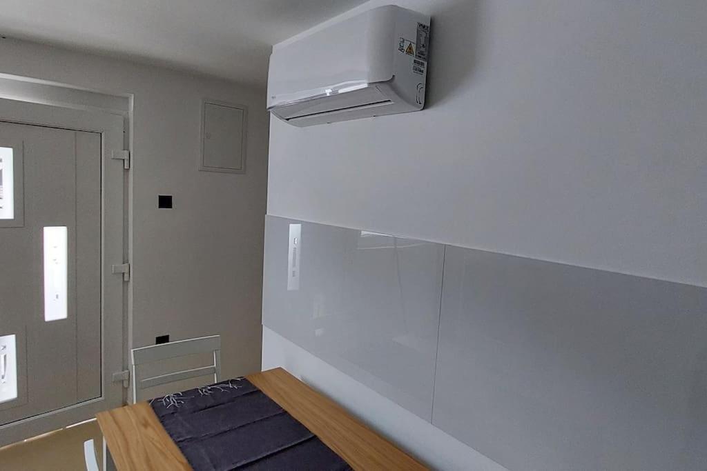 Jo-Ma Apartma - Free Parking Любляна Экстерьер фото